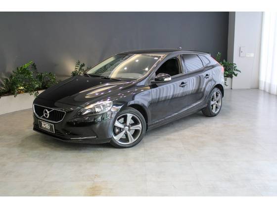 VOLVO V40 2.0 T4 KINETIC GASOLINA 4P AUTOMÁTICO